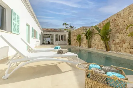 Villa Veles Dos: Tu Escapada de Lujo Frente al Mar, Villa à Alcudia avec piscine au bord de la mer - Photo 9