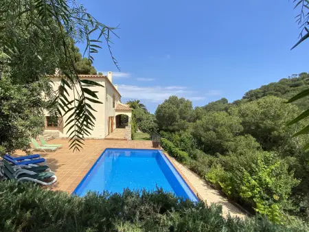 Villa calme 4 chambres avec piscine à Begur, Gite 8 personnes à Begur - Photo 1