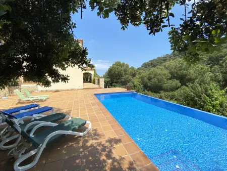 Villa calme 4 chambres avec piscine à Begur, Gite 8 personnes à Begur - Photo 3