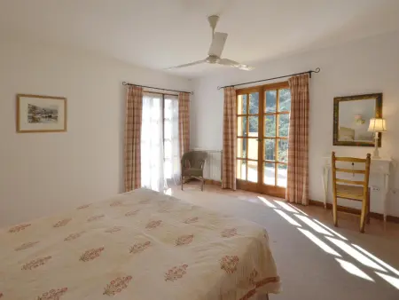 Villa calme 4 chambres avec piscine à Begur, Gite 8 personnes à Begur - Photo 12