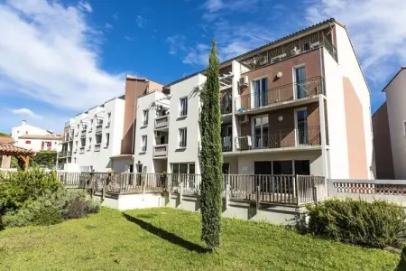 Terres de France - Côté Provence***, Appartement en France près du village - Photo 1