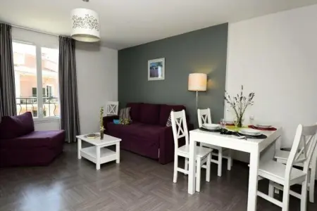 Terres de France - Côté Provence***, Appartement à Gréoux-les-Bains avec piscines - Photo 10