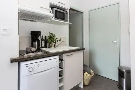 Terres de France - Côté Provence***, Appartement à Gréoux-les-Bains avec piscines - Photo 14