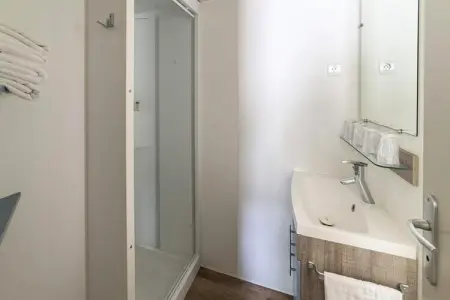 Résidence Domaine de Château Laval *** - Vacances Bleues, Mobil-home à Gréoux-les-Bains avec spa - Photo 22