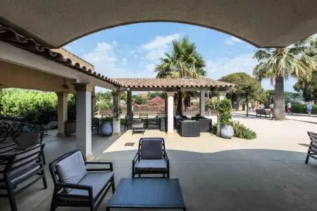 Résidence Les Rives de Cannes Mandelieu - maeva Particuliers, Appartement Prestige 1 Chambre (5 Personnes) - Photo 8