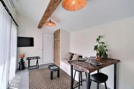 La Cabane Du Cap : Maisonnette &agrave; Aix, Appartements pour 2 Personnes - Photo 2