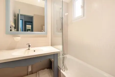 Résidence Hôtel du Golf de Pont Royal - maeva Home, Bel appartement pour 4 personnes - Photo 12