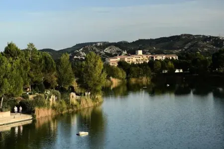 Les Coteaux de Pont Royal en Provence - maeva Home, Maison 4 Pièces 8 Personnes Vue piscine - Sélection - super Home - Photo 9