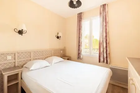 Les Coteaux de Pont Royal en Provence - maeva Home, Maison en Provence avec piscine à vagues - Photo 12