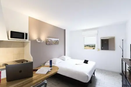 Résidence Garden & City Aix-en-Provence - Puyricard, Appartement à Puyricard avec Piscine & Vignes - Photo 12