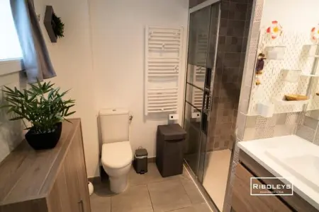T2 Climatis&eacute; Avec Wifi Et Piscine, Appartements pour 6 Personnes - Photo 15