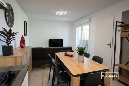 T4 Climatis&eacute; Avec Piscine &agrave; 400m De La Mer, Appartements pour 6 Personnes - Photo 4