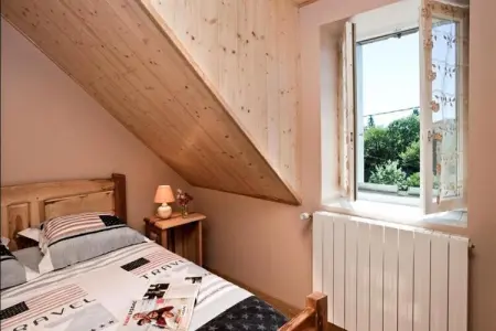 Gîte de France Gîtes de france 6/8 personnes 3 épis, Maison en Pierre en France avec Piscine - Photo 10