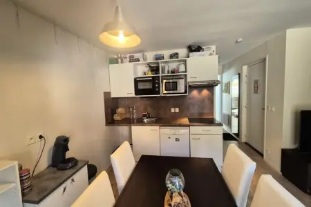 Appartement 4 Personnes Avec Acc&egrave;s Piscine, Appartement en France avec piscine et vue - Photo 7