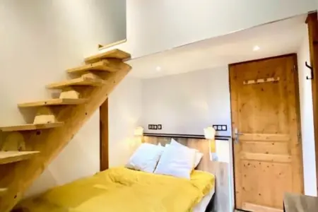 Résidence Appartement Moderne De 220m&sup2; Avec Terrasse, 14 Couchages, &agrave; St-jean-de-mne, Appartements pour 14 Personnes - Photo 6