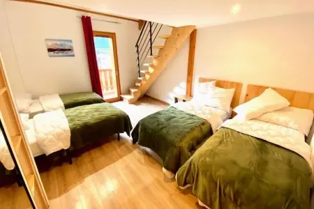 Résidence Appartement Moderne De 220m&sup2; Avec Terrasse, 14 Couchages, &agrave; St-jean-de-mne, Appartements pour 14 Personnes - Photo 10