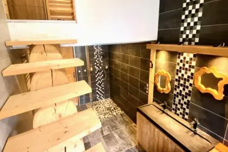 Résidence Appartement Moderne De 220m&sup2; Avec Terrasse, 14 Couchages, &agrave; St-jean-de-mne, Appartements pour 14 Personnes - Photo 14