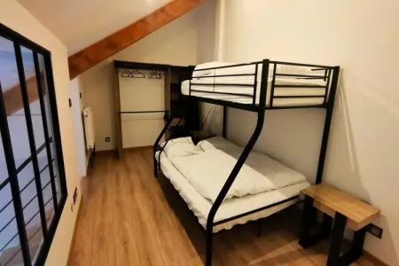Résidence Appartement Moderne De 220m&sup2; Avec Terrasse, 14 Couchages, &agrave; St-jean-de-mne, Appartements pour 14 Personnes - Photo 19