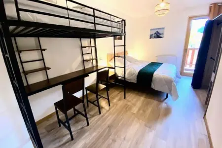 Résidence Appartement R&eacute;nov&eacute; Avec Terrasse Pour 14 Pers. &agrave; Saint-jean-de-maurienne, Appartements pour 14 Personnes - Photo 12