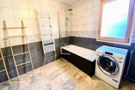 Résidence Appartement R&eacute;nov&eacute; Avec Terrasse Pour 14 Pers. &agrave; Saint-jean-de-maurienne, Appartements pour 14 Personnes - Photo 14