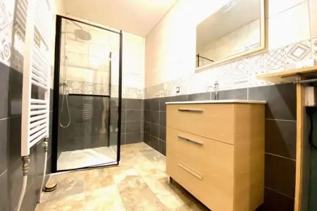 Résidence Appartement R&eacute;nov&eacute; Avec Terrasse Pour 14 Pers. &agrave; Saint-jean-de-maurienne, Appartements pour 14 Personnes - Photo 15