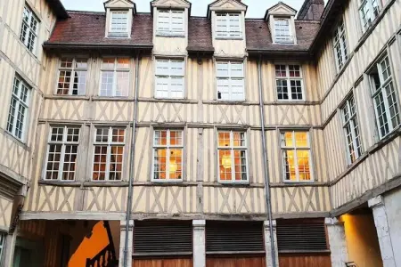 🏡  H&ocirc;tel Turgot - Ancien H&ocirc;tel Particulier - Lumineux, Appartements pour 2 Personnes - Photo 1