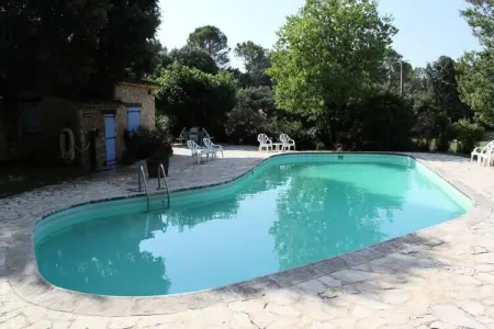 L'oubradou, Mas De Charme, Piscine Partag&eacute;e En Provence, Nature Et Calme, Maisons & Villas pour 6 Personnes - Photo 12