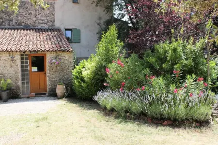 L'oubradou, Mas De Charme, Piscine Partag&eacute;e En Provence, Nature Et Calme, Maisons & Villas pour 6 Personnes - Photo 13