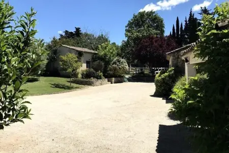 84a -  mas D'elise , Magnifique Villa Avec Piscine Au C&oelig;ur Du Luberon, Maisons & Villas pour 10 Personnes - Photo 9