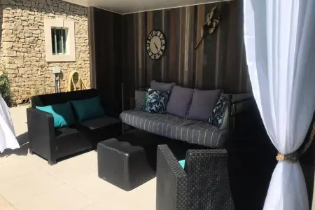 84a -  mas D'elise , Magnifique Villa Avec Piscine Au C&oelig;ur Du Luberon, Maisons & Villas pour 10 Personnes - Photo 39