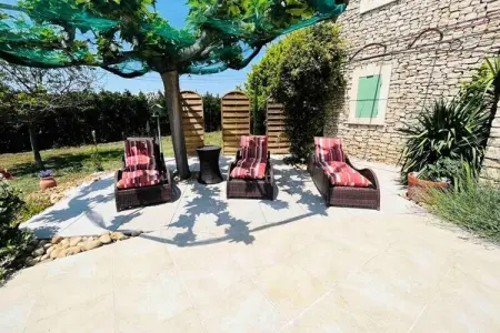 84a -  mas D'elise , Magnifique Villa Avec Piscine Au C&oelig;ur Du Luberon, Maisons & Villas pour 10 Personnes - Photo 45