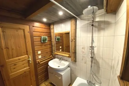 LE GRIZZLY Chalet en bois au calme, Chalet à La Bresse près de la station de ski - Photo 25