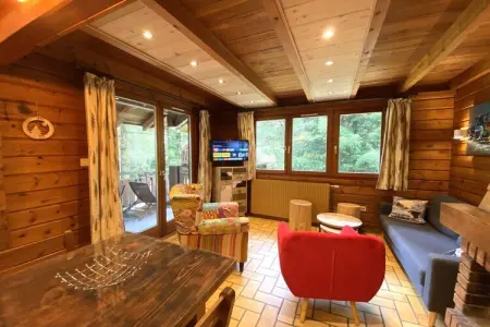 LE SKIEUR  Chalet en bois, Chalet à La Bresse avec Vue Montagne - Photo 8