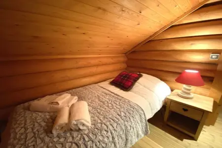 LE GRAND CERF  Chalet en rondins avec SPA Jacuzzi, Chalet à La Bresse avec Spa & Vue Montagne - Photo 17