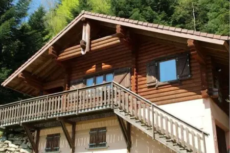 LE GRAND CERF  Chalet en rondins avec SPA Jacuzzi, Chalet à La Bresse avec Spa & Vue Montagne - Photo 32