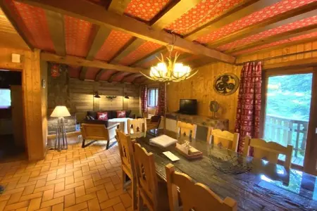 LE TRAPPEUR  Chalet en bois vue montagne, Chalet à La Bresse avec Vue sur Montagne - Photo 2