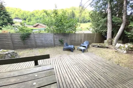 LA POMME DE PIN 1  Appartement avec terrasse, Appartement à La Bresse près du fleuve & centre - Photo 4