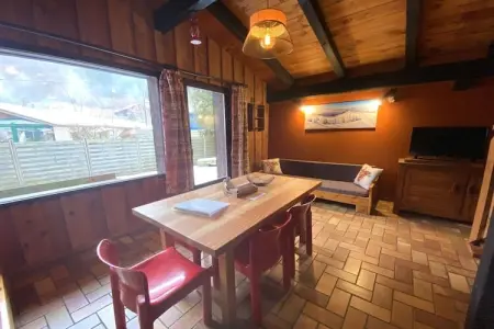 LA POMME DE PIN 1  Appartement avec terrasse, Appartement à La Bresse près du fleuve & centre - Photo 8