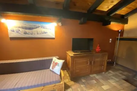 LA POMME DE PIN 1  Appartement avec terrasse, Appartement à La Bresse près du fleuve & centre - Photo 9