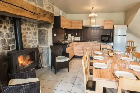 Gîte de France Gîtes de france 3 épis 8 personnes à malbouzon 3 épis, G√Æte de France 8 personnes - Photo 2