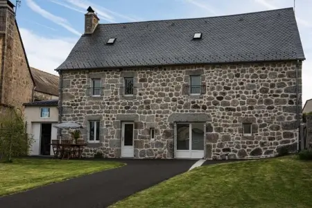 Gîte de France Gîtes de france 3 épis 8 personnes à malbouzon 3 épis, G√Æte de France 8 personnes - Photo 3