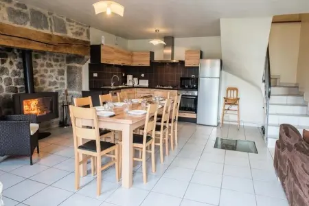 Gîte de France Gîtes de france 3 épis 8 personnes à malbouzon 3 épis, G√Æte de France 8 personnes - Photo 6