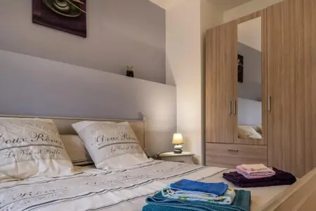 Gîte de France Gîte le pradillou 3 épis, G√Æte de France 8 personnes - Photo 4