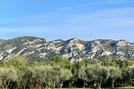 Maison Avec Piscine Et Vue Imprenable Sur Le Luberon, Maisons & Villas pour 6 Personnes - Photo 2