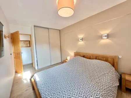 Appartement T2 Spacieux avec Terrasse, Ski et Parking - Photo 9