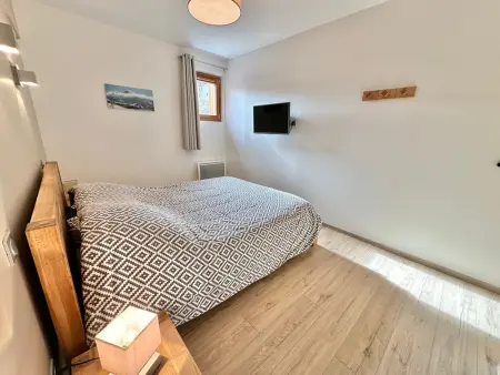 Appartement T2 Spacieux avec Terrasse, Ski et Parking - Photo 11