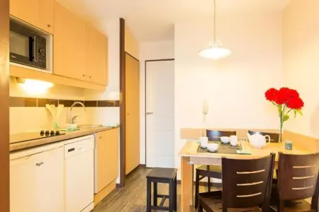SOWELL RÉSIDENCES Le Port, Appartement 2 pi√®ces 6 personnes Duplex - Photo 11