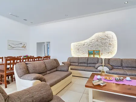 Old School House, Villa 22 personnes à Tinjan - Photo 8