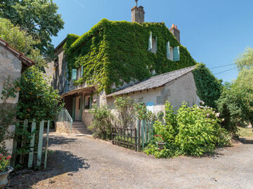 Le Jardin de Timothee, Maison 9 personnes à Montmorillon FR3101.100.1