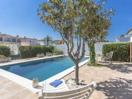 Maison individuelle Falconera 33b, dans quartier résidentiel à 600m de la plage - Photo 4